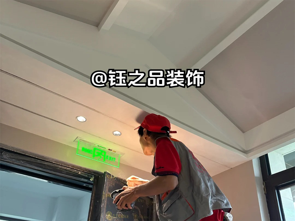 國(guó)慶小長(zhǎng)假 辦公室裝修施工不會(huì)停??！